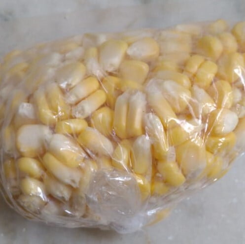 Sweet Corn Peeled